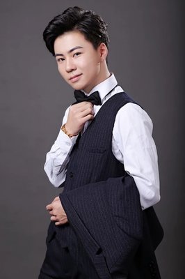 專訪時(shí)尚達(dá)人顏藝?yán)蠋?在時(shí)尚中追求自我的完美表達(dá)